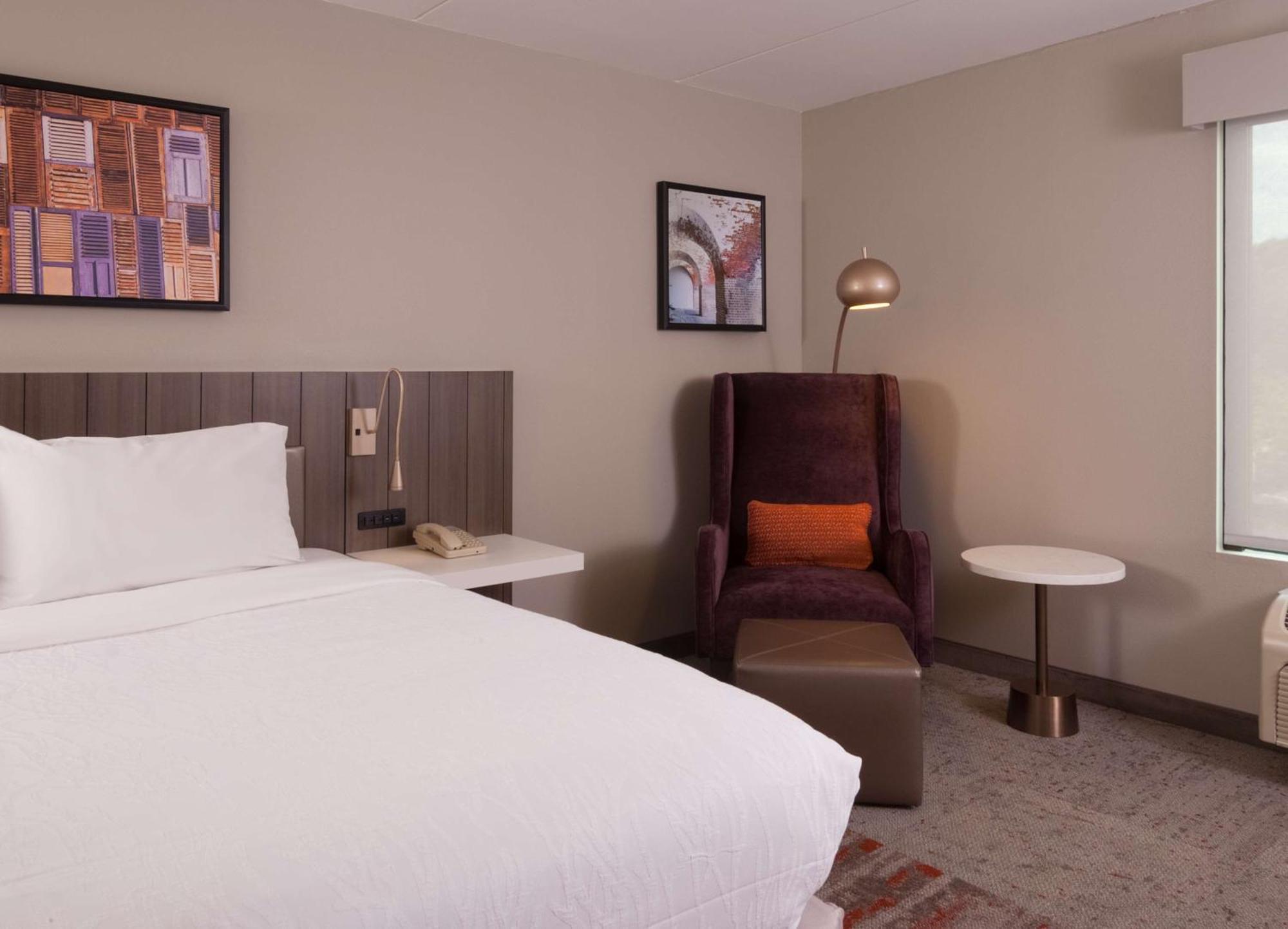 Hilton Garden Inn Atlanta Airport/Millenium Center Екстер'єр фото