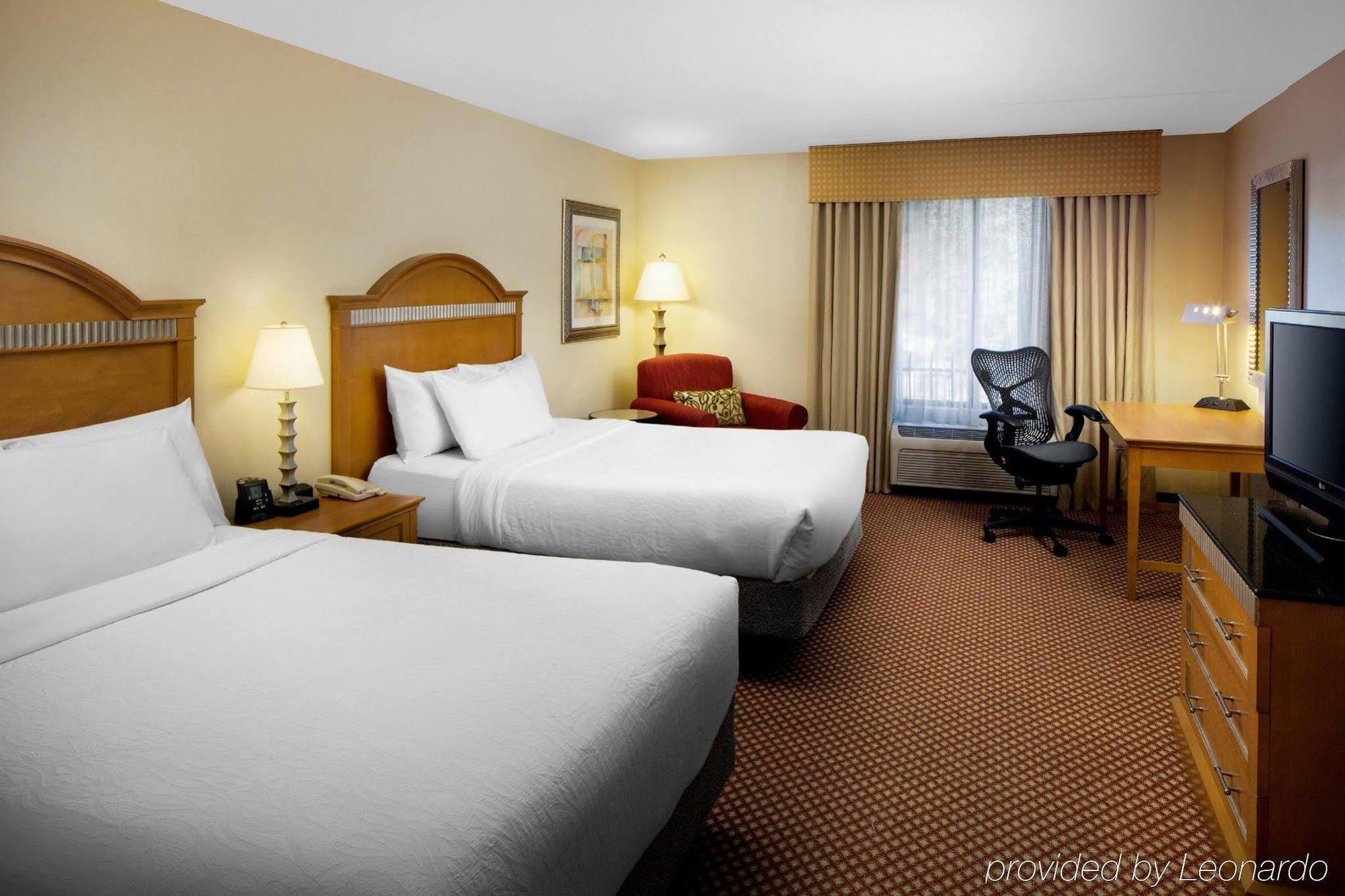 Hilton Garden Inn Atlanta Airport/Millenium Center Екстер'єр фото