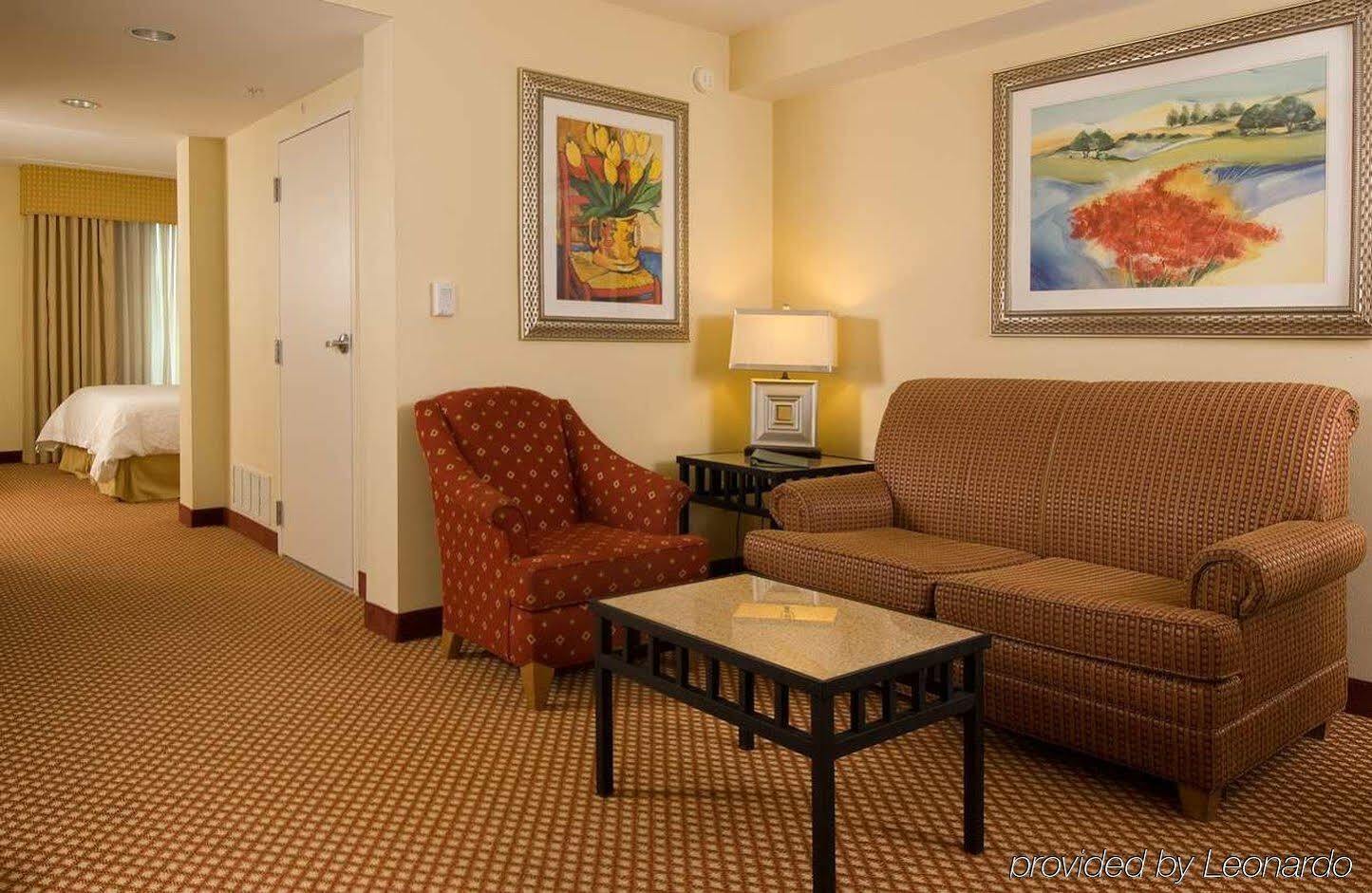 Hilton Garden Inn Atlanta Airport/Millenium Center Екстер'єр фото